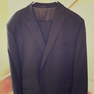 Calvin Klein Charcoal Gray 2 Piece Wool Suit